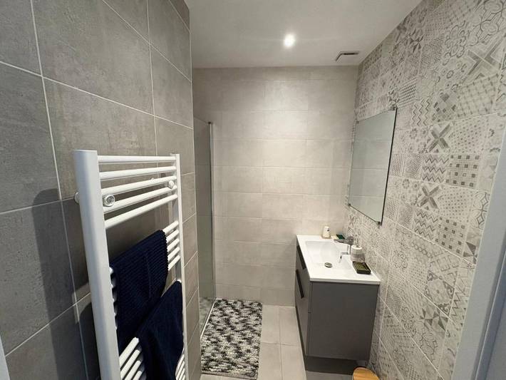 Location de vacances pour 4 personnes, avec terrasse à Saint-Maurice-de-Gourdans - 3