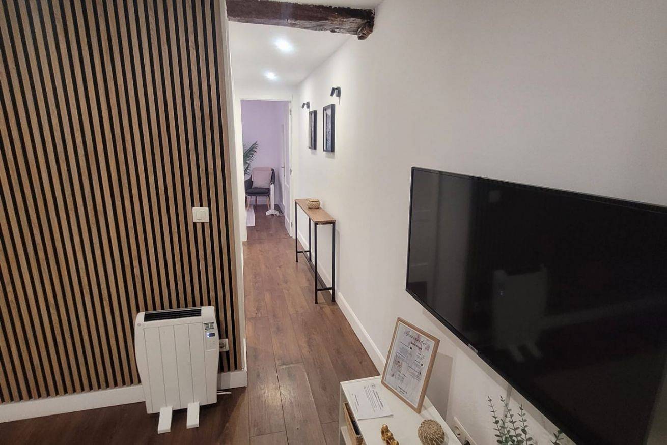 Apartamento entero, Apartamento frente al mar con vistas al agua, Wi-Fi y cocina completa in Laredo, Costa de Cantabria