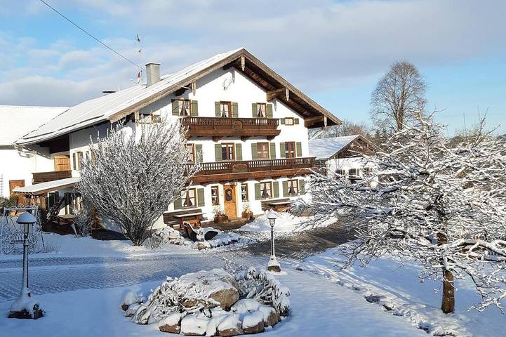 Ganze Wohnung, Ferienwohnung Reserl bis 2 Personen, Balkon, 50 qm in Wonneberg, Rupertiwinkel