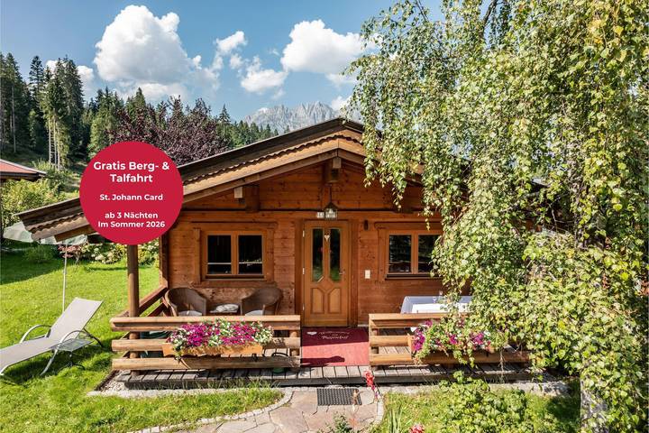 Ferienhaus für 5 Personen, mit Balkon und Terrasse sowie Garten und Pool in Oberndorf in Tirol