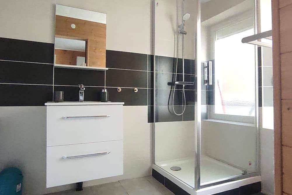 Appartement entier, Studio duplex avec terrasse in Lempdes, Région de Clermont-Ferrand