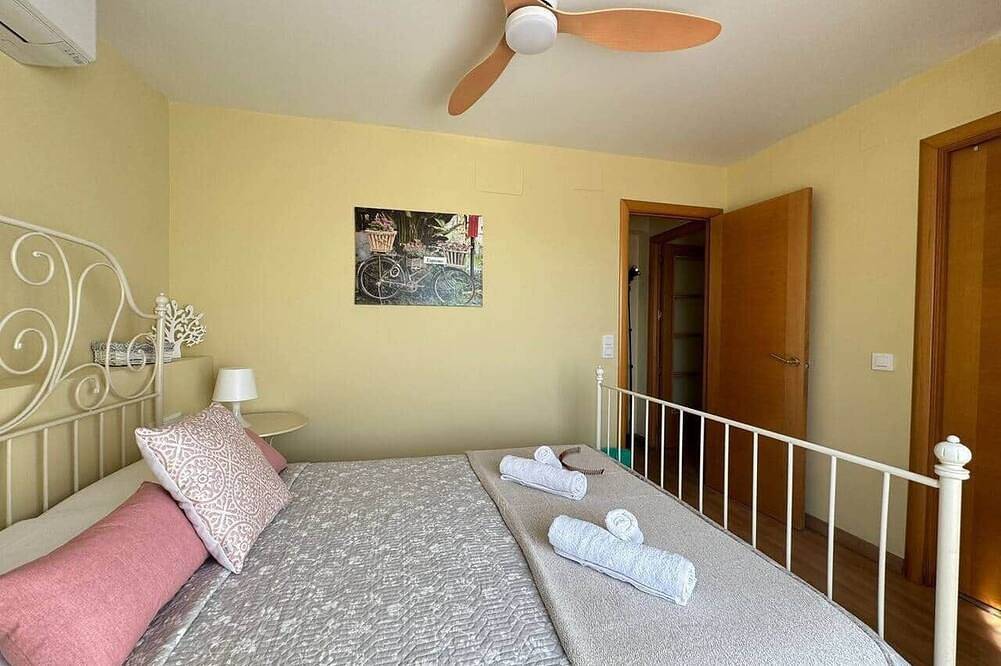 Appartement entier, Apartment in Gandia with Wi-Fi + A/C in Gandia, Costa de Valencia