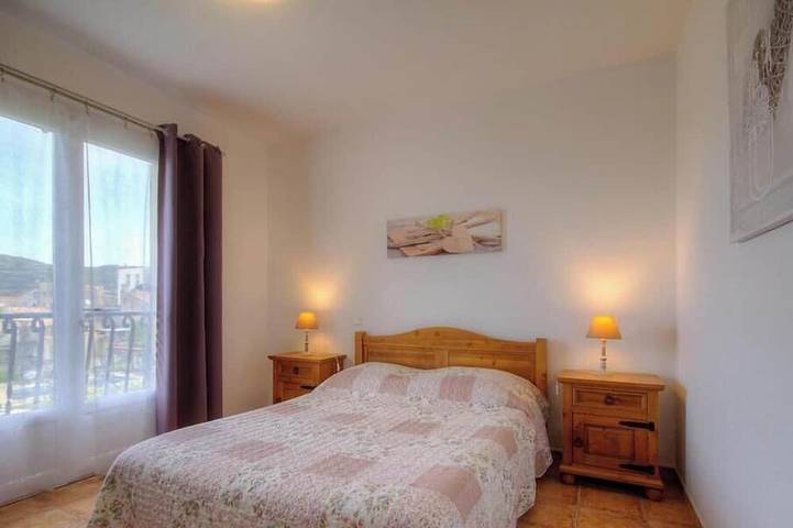 Location de vacances pour 4 personnes, avec jardin et piscine à Cateri - 2