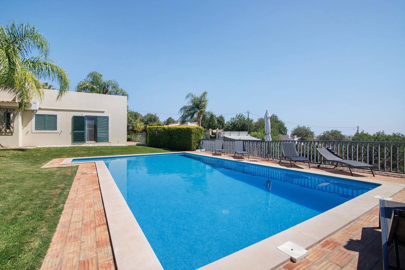 Excelente studio-suite independente in Loulé (São Clemente), Distrito de Faro