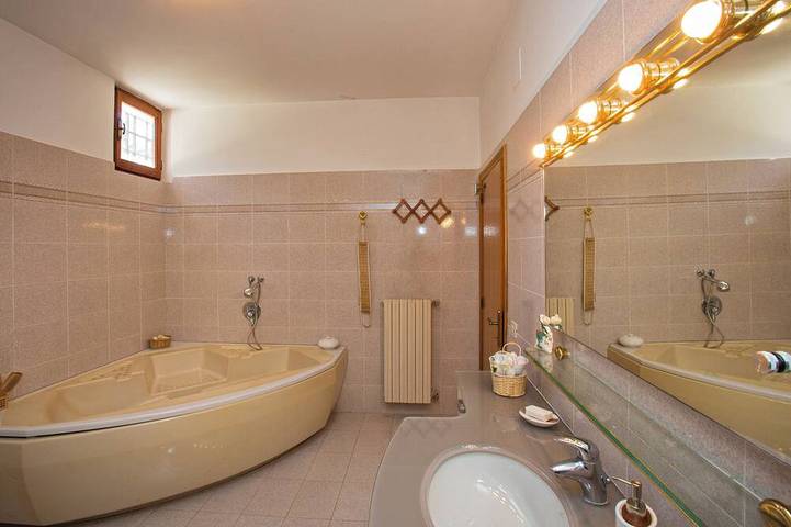 Una Real \"Villa Village\" ------- 10% De Descuento En Mayo Y Septiembre ----------- in Grottammare (Comune), Riviera delle Palme