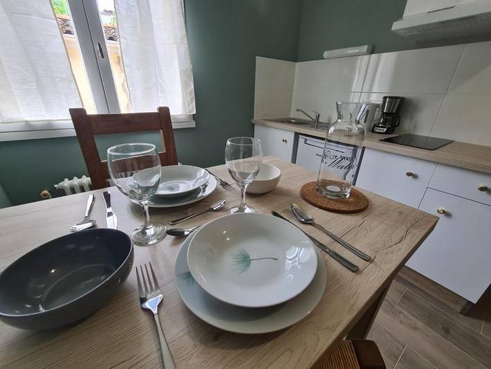 Gîte pour 2 personnes, avec vue dans Office De Tourisme De Lamalou Les Bains - 3