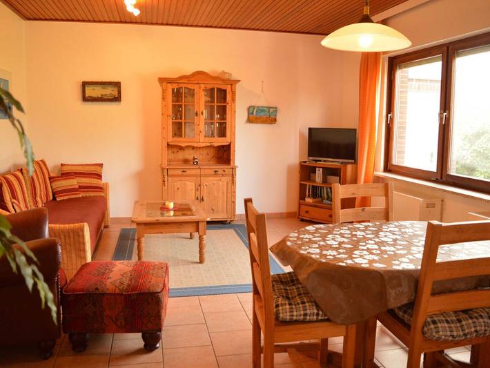 Ferienhaus für 6 Personen, mit Terrasse und Garten in Schillig - 2