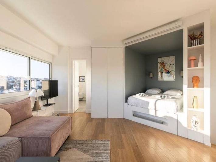 Gîte pour 4 personnes, avec jacuzzi dans Plage du Miramar - 3