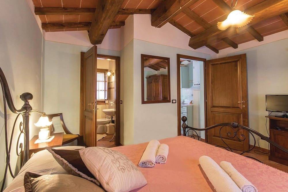 Cozy home in Castiglino del Lago Pg in Castiglione del Lago, Lake Trasimeno