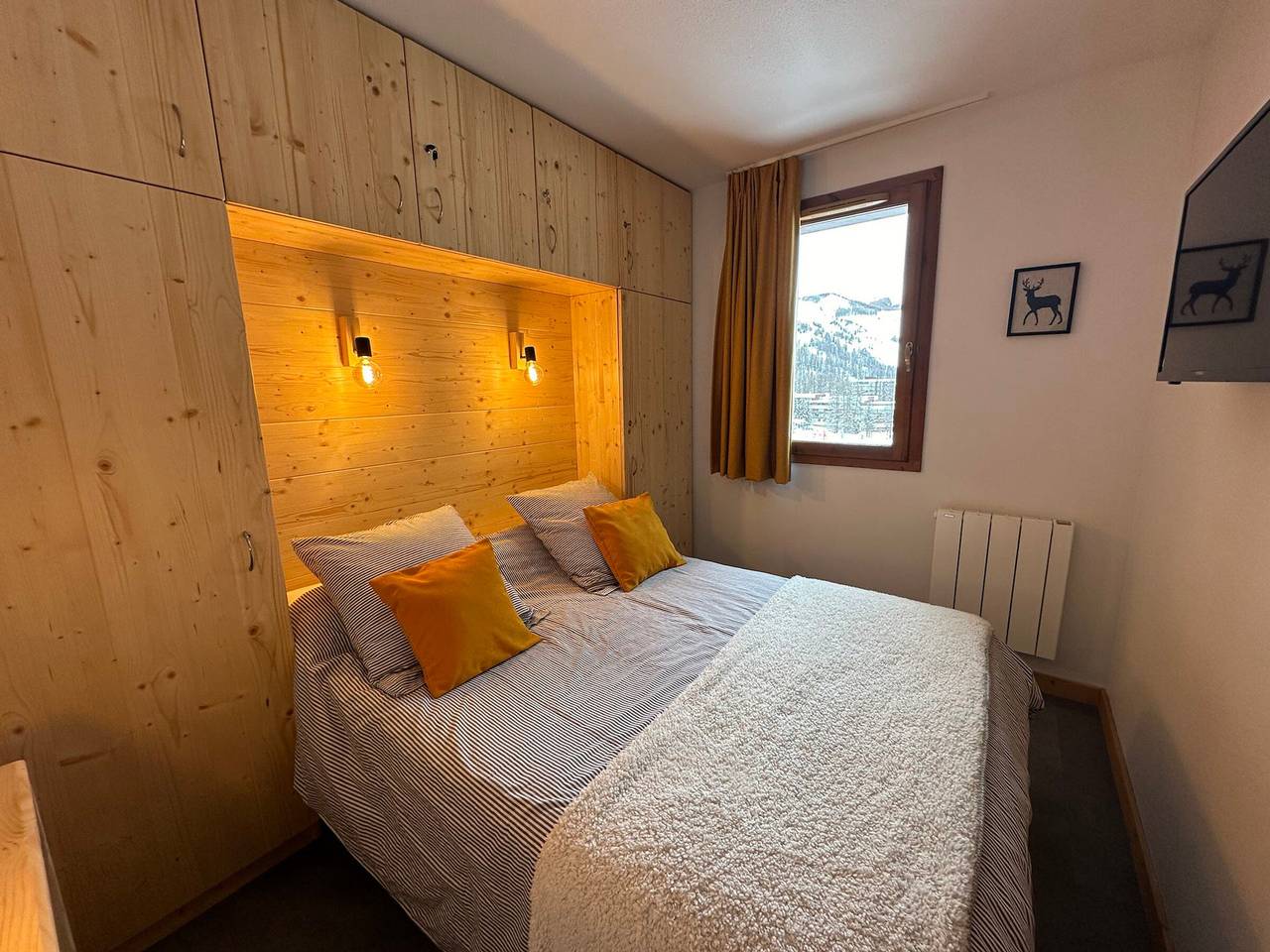 Estudio entero, Acogedor estudio a pie de pistas con piscina y parking, ideal para 4 pers. in Vars, Briançon region