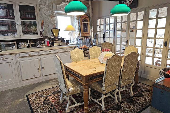 Location de vacances pour 4 personnes, avec terrasse à Cébazan