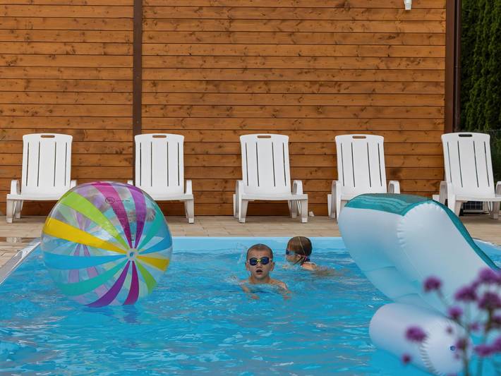 Ferienhaus für 6 Personen, mit Terrasse und Pool sowie Garten, kinderfreundlich in Polen - 4