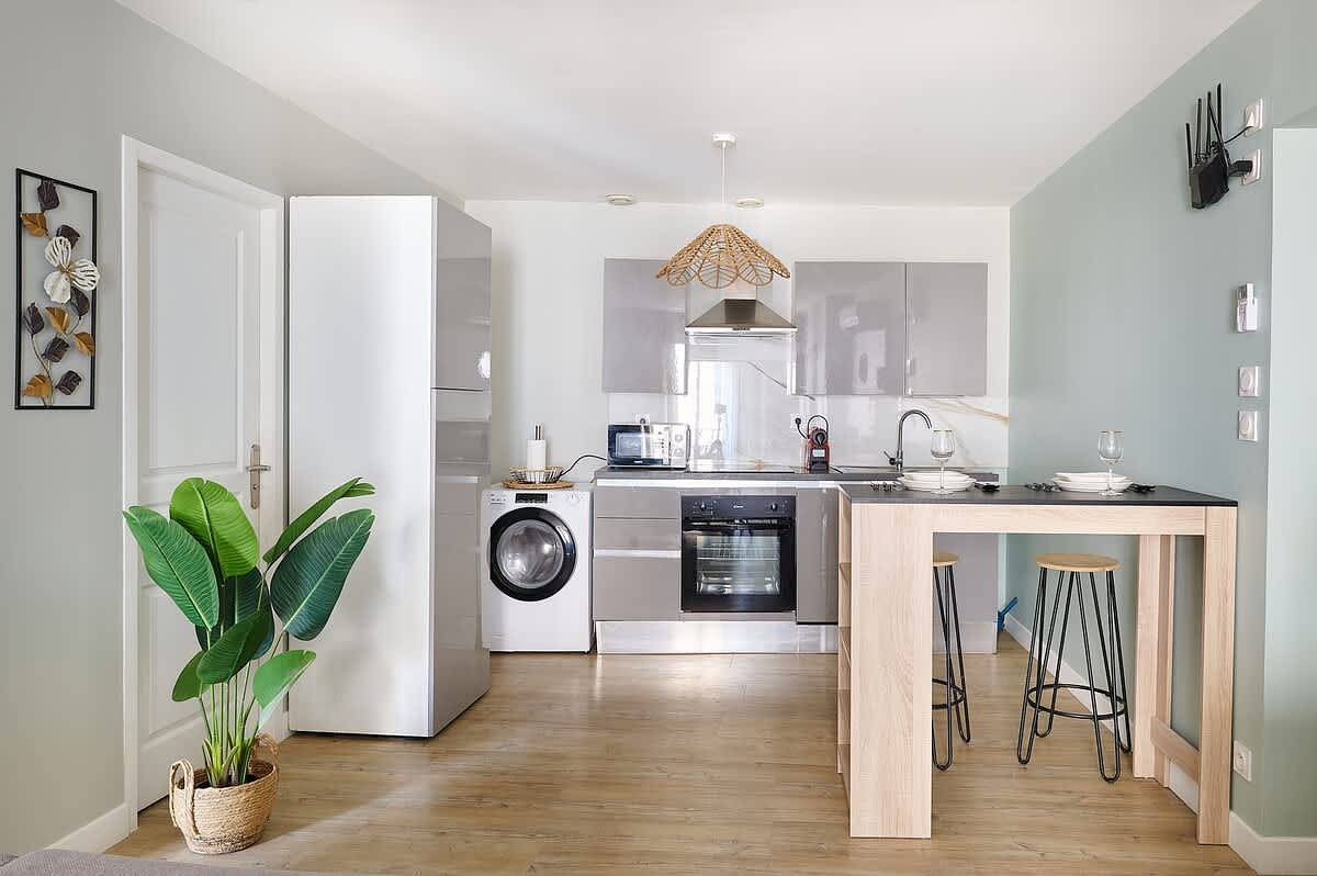 Apartamento entero, Stylish Flat by Les Halles Market in Béziers, Côte d'Améthyste