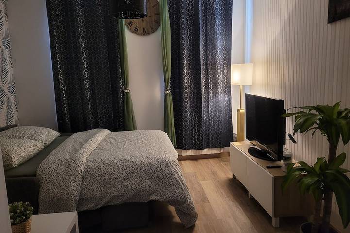 Appartement entier, Charmant Studio 26m² au Cœur de Troyes | Idéal pour 2  | Proche de Tout! in Troyes, Aube