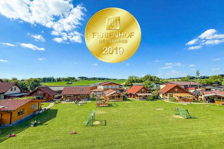 Ferienwohnung für 4 Personen, mit Terrasse und Whirlpool sowie Garten und Sauna in Marktleugast