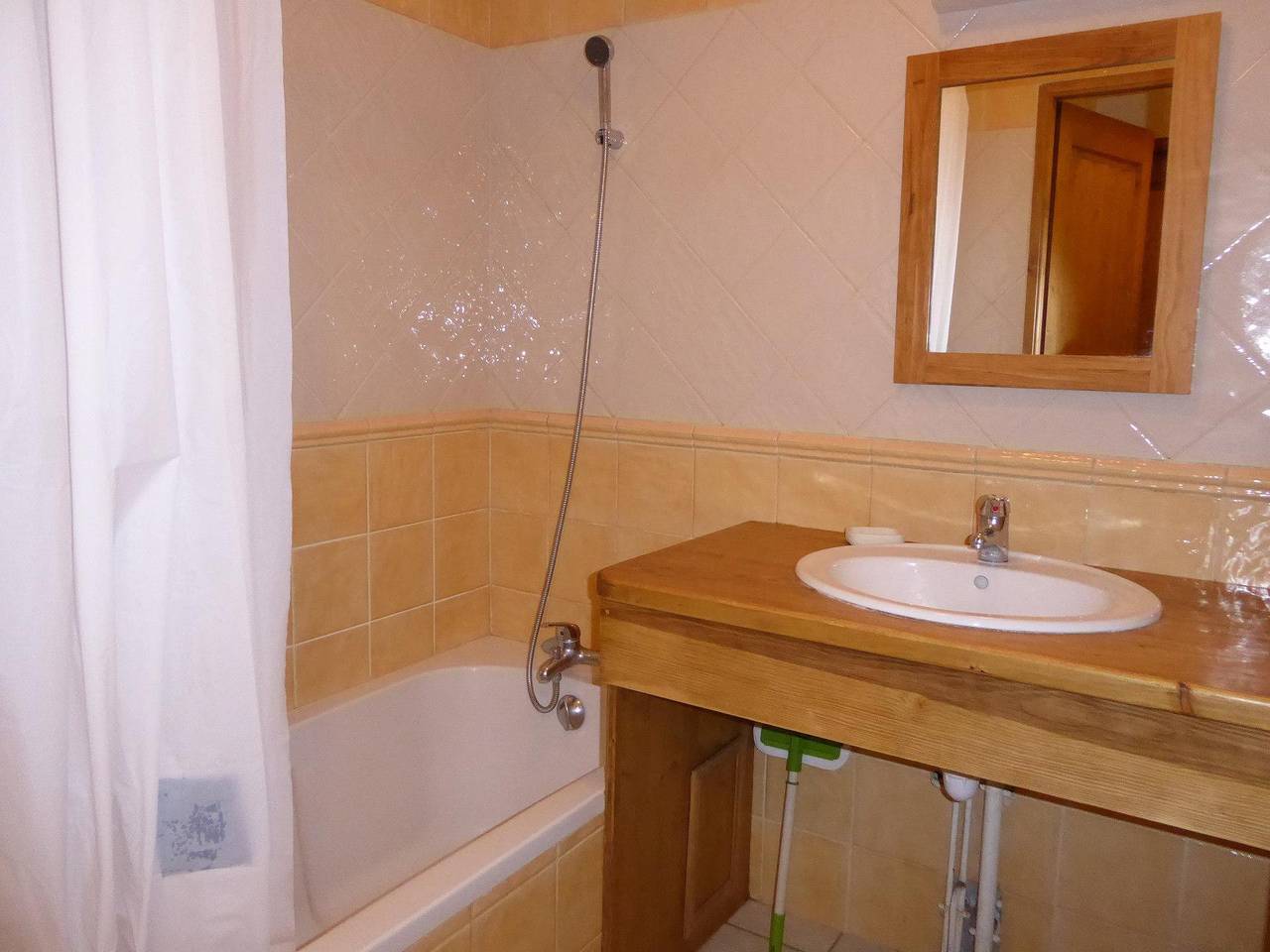 Ganze Wohnung, Résidence les Chalets du Ponthier - Wohnung 3 Mezzanine Zimmer 6 Leute (D1) in Bozel, Les Trois Vallées