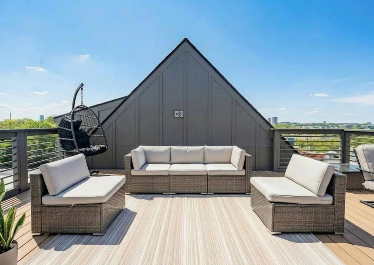 Entire apartment, 10 Min to Dt - Rooftop, Garage, Firepit, W&D in Nashville, Tennessee