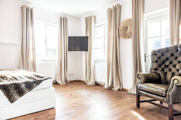 Villa Stella before the gates city of salzburg and all famous ski areas skiamade in Golling an der Salzach, Tennengau