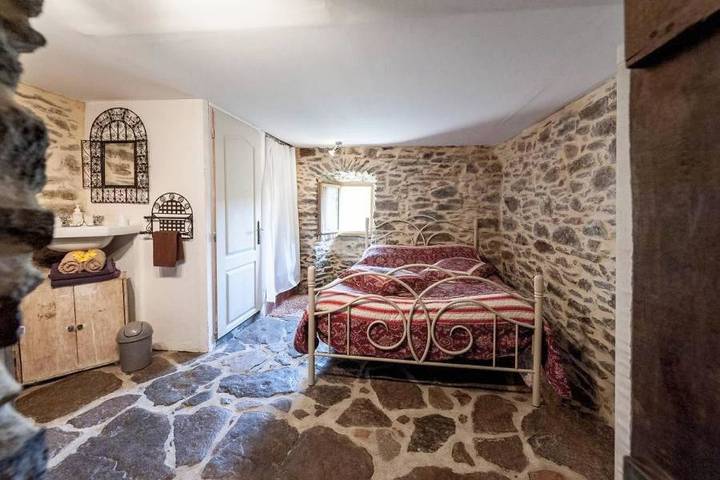 Chambre d’hôte pour 2 personnes, avec jardin ainsi que balcon et vue dans les Parc national des Cévennes - 4