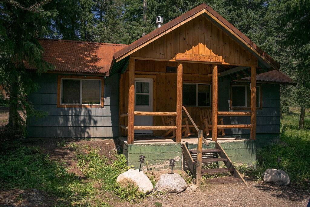 Comfy cabin is situated on the Silver Gate property which overlooks 10,000ft tall mountain peaks surrounding the town. in Cooke City-Silver Gate, Absaroka Range