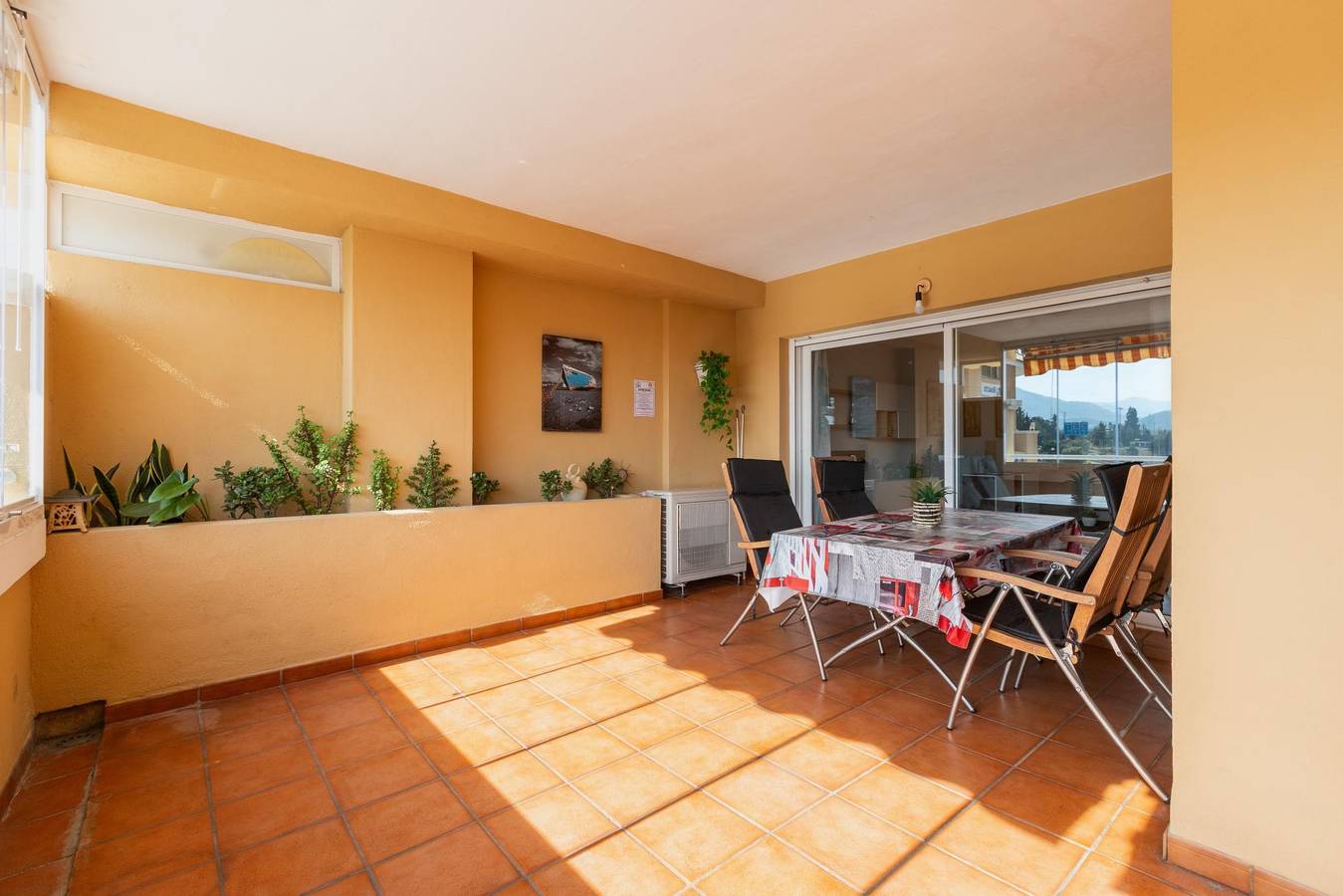 Apartamento vacacional entero, Aguamarina Gamonal - Moderno apartamento con piscina compartida y con Wifi Gratis in San Pedro Alcántara, Marbella