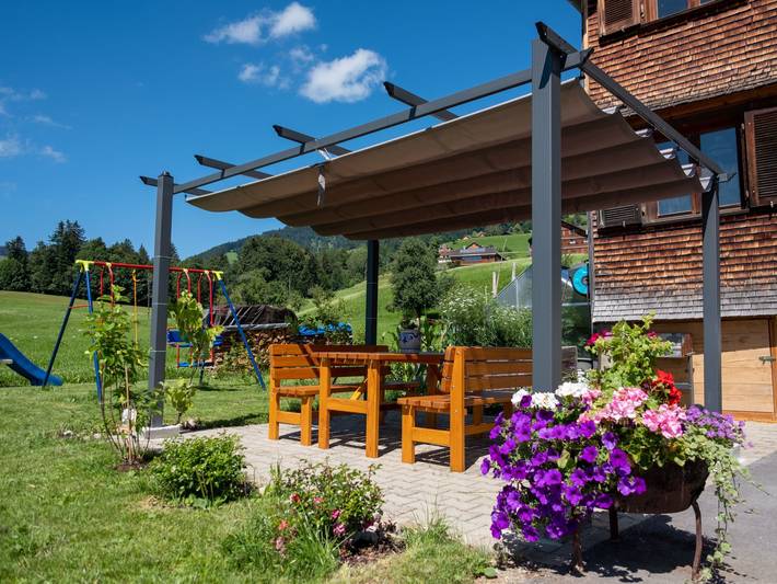 Ferienwohnung für 3 Personen, mit Balkon und Terrasse sowie Garten in Schwarzenberg
