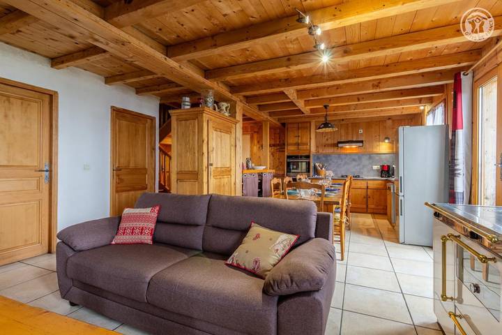 Chalet pour 8 personnes, avec balcon dans Massif du Mont-Blanc - 3