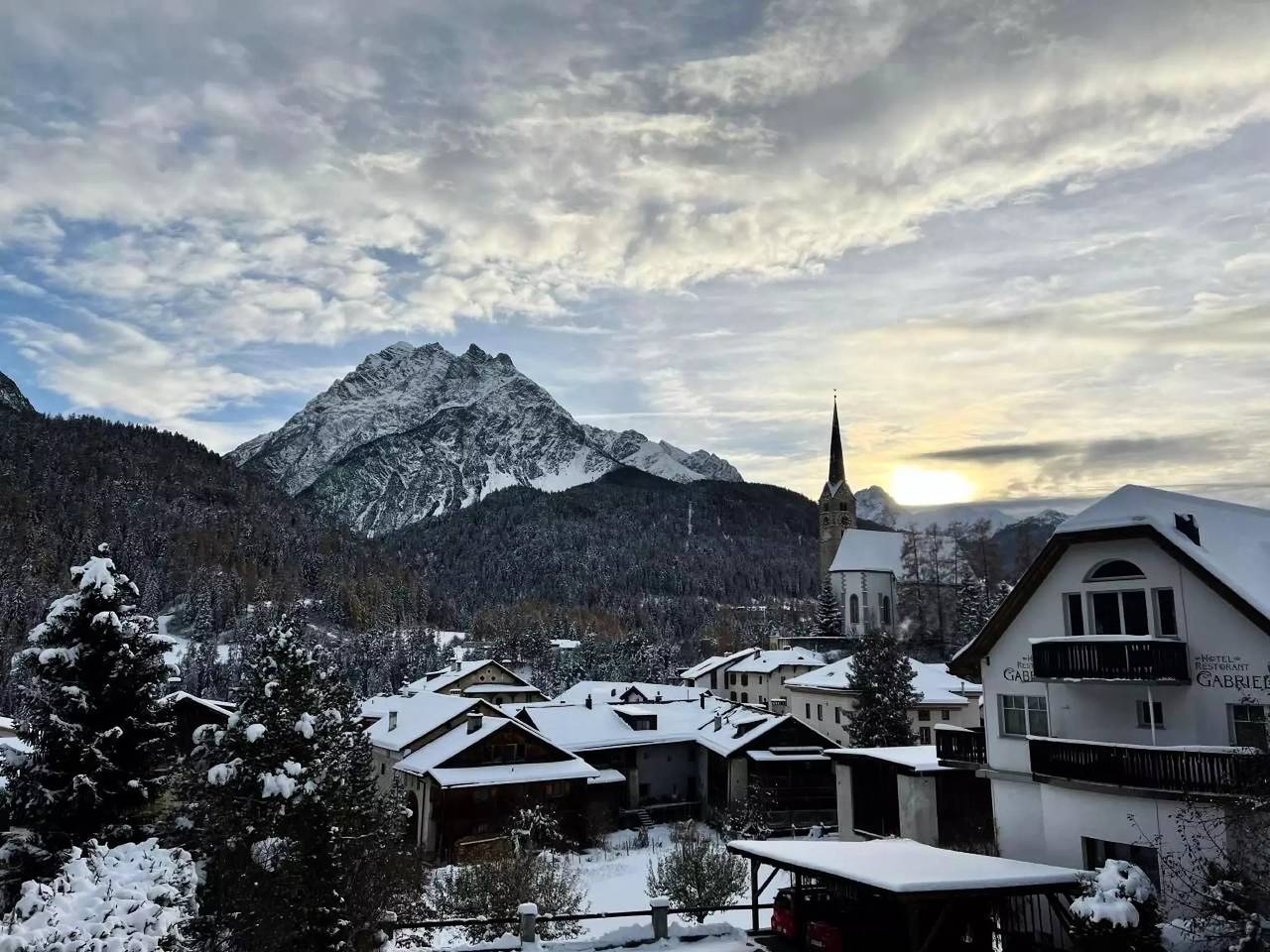 Haus 8 Personen in Scuol, Unterengadin