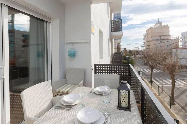 Appartement de vacances pour 4 personnes, avec balcon et piscine - 1