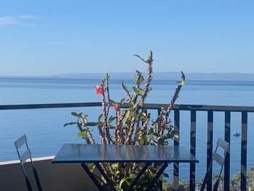 Cottage pour 3 personnes, avec terrasse et jardin à Aci Castello