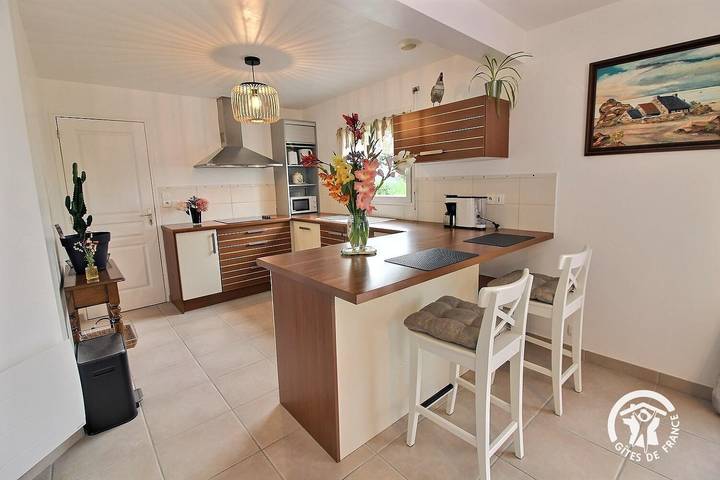 Gîte pour 4 personnes, avec Terrasse ainsi que Jardin et Vue à Lannion - 3
