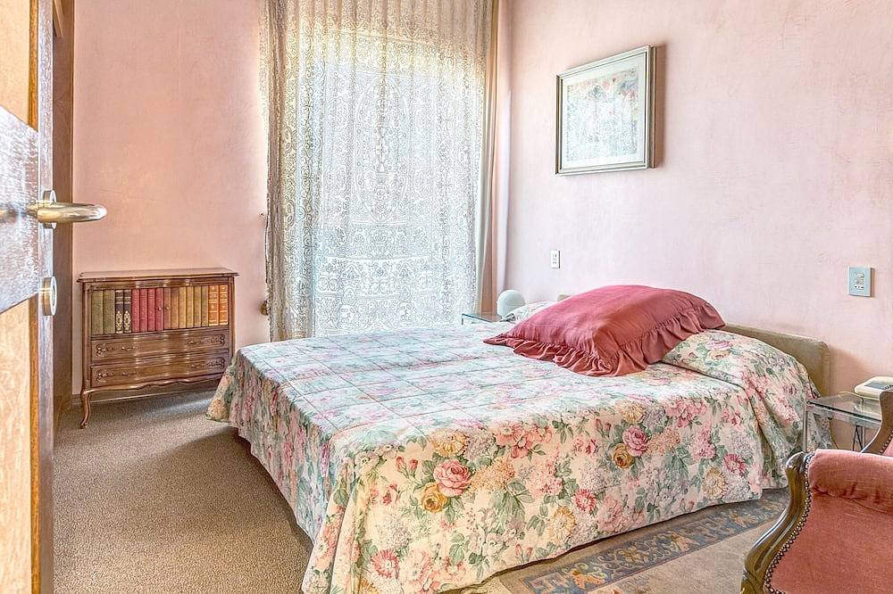 Ganze Wohnung, Penthouse, ideal für den Aufenthalt von sechs Personen fein eingerichtet. in Arezzo, Arezzo Provinz