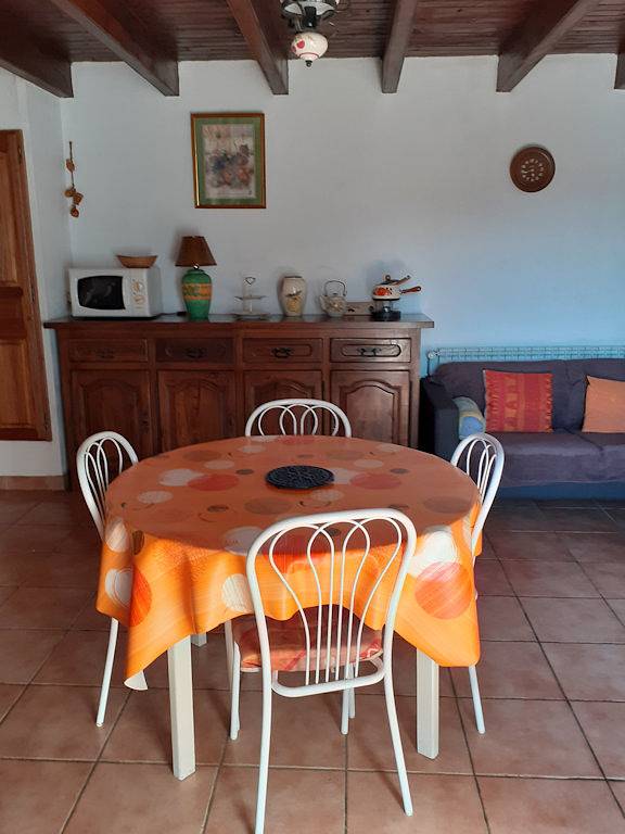 Gîte pour 5 personnes, avec terrasse, animaux acceptés dans le Tarn - 2