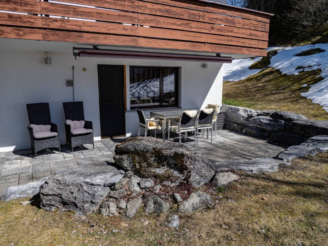 Ganze Ferienwohnung, Ferienwohnung Casa Sogn Giacun Guyet Brigels - 3.5 Zimmer Ferienwohnung für max. 4 Pers. im Eg in Brigels, Alpenarena