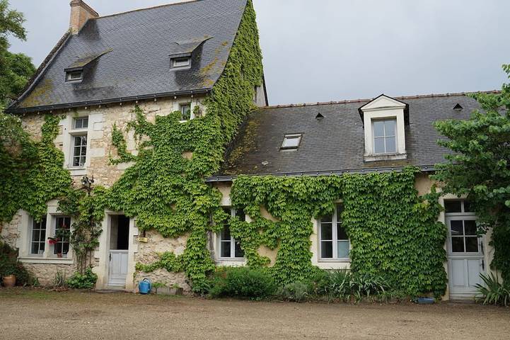 Maison de vacances pour 8 personnes, avec Jacuzzi ainsi que Terrasse et Jardin dans Villevêque