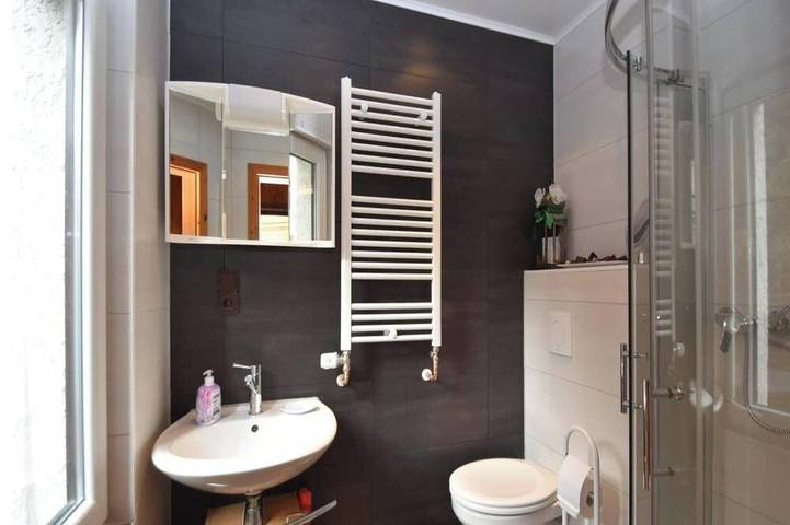 Ganze Wohnung, Gemütliches Ferienhaus mit Pool in Blankenburg in Blankenburg, Harzvorland