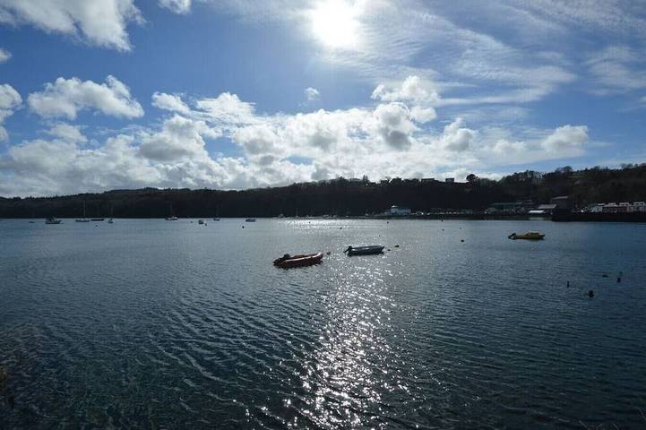 Ganze Wohnung, Eagle Ensuite Room located on Tobermory High Street in Tobermory, Argyll & Bute