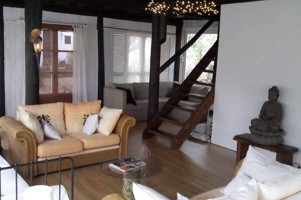 Exklusives Haus in einem wunderschönen Tal zwischen den Bergen und Mojacar Strand. in Turre, Cordillera Penibética