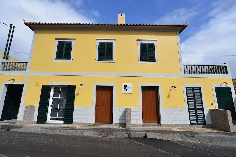 Ganze Wohnung, Casa Baleia Branca (White Whale House) in Caniçal, Madeira