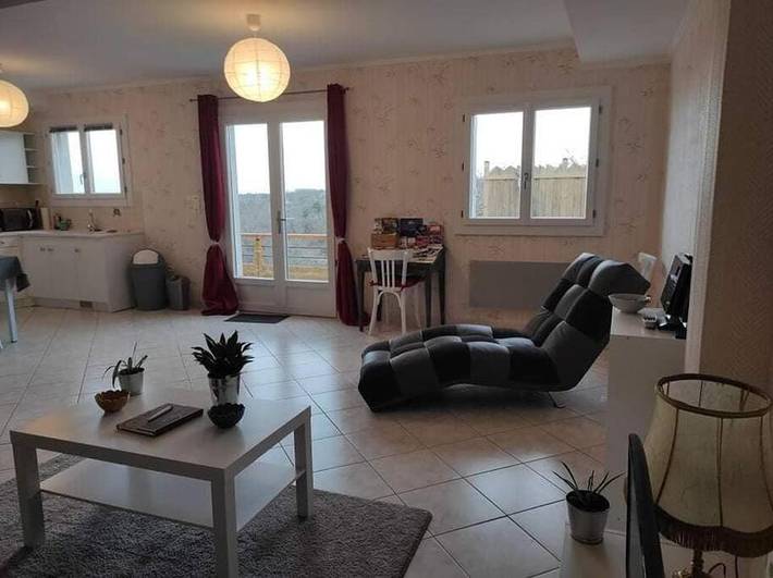 Location de vacances pour 2 personnes, avec jardin et vue à Trespoux-Rassiels