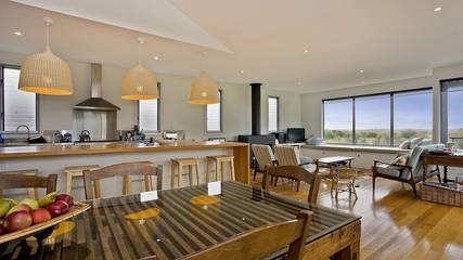 Holiday Home for 11 People in Barwon Heads, Bellarine, Photo 3