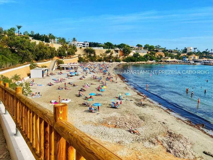 Gîte pour 4 personnes, avec bassin pour enfant ainsi que jardin et piscine à Cabo Roig - 4
