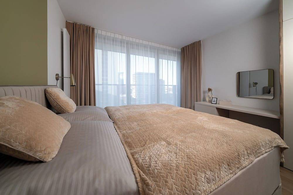 Ganze Wohnung, Charming 1-bedroom apartment in enchanting Bratislava with Wifi, Ac and Parking. in Bratislava, Bratislava und Umgebung