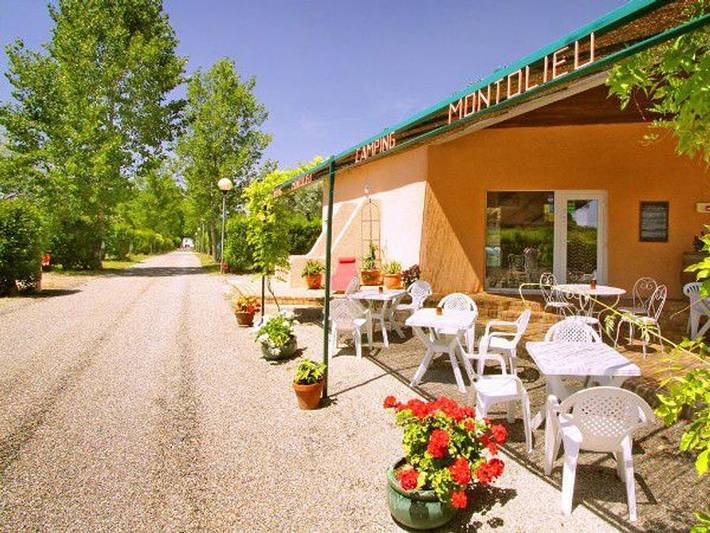 Mobil home pour 6 personnes, avec bassin pour enfant, animaux acceptés à Montolieu - 3