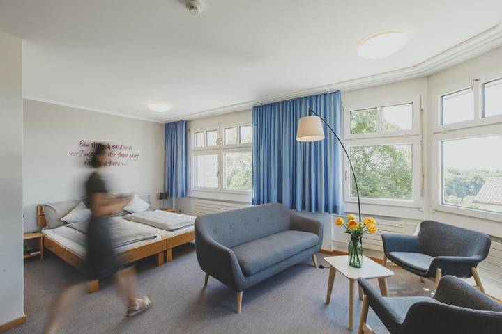 Single Room with Shared Bathroom in St. Chrischona, Südschwarzwald