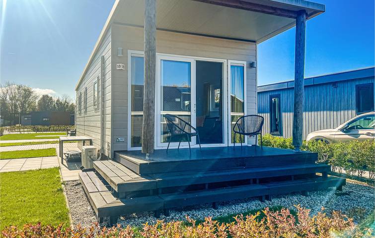 Ferienhaus für 4 Personen, mit Garten und Terrasse sowie Pool, mit Haustier