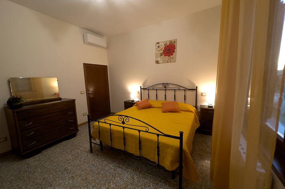 Ganze Wohnung, Margaret House - Wheat Apartment in Cortona, Arezzo Provinz