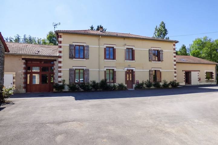 Maison de vacances pour 27 personnes, avec jardin et jacuzzi