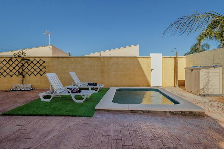Casa rural para 6 personas, con jardín y piscina para niños en Provincia de Sevilla