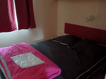 Camping pour 4 Personnes dans La Tour-d'Auvergne, Région de Besse-et-Saint-Anastaise, Photo 4